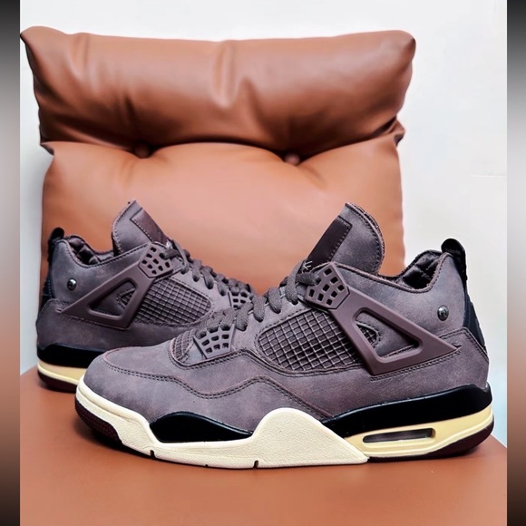 Air Jordan Retro OG A Ma Maniére Men's Size 12 Violet Ore